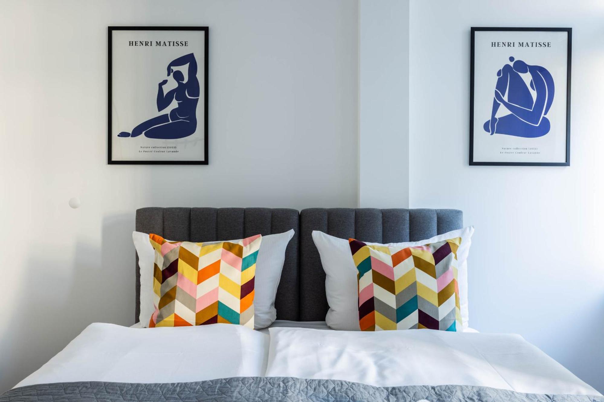 Nowoczesne I Stylowe Studia Very Berry W Poznaniu By Noclegi Renters Luaran gambar