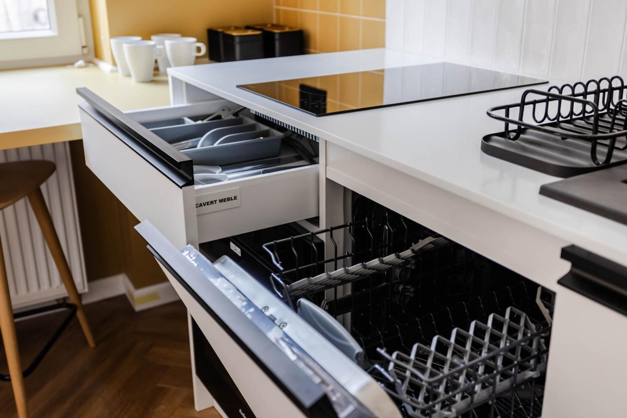 Nowoczesne I Stylowe Studia Very Berry W Poznaniu By Noclegi Renters Luaran gambar