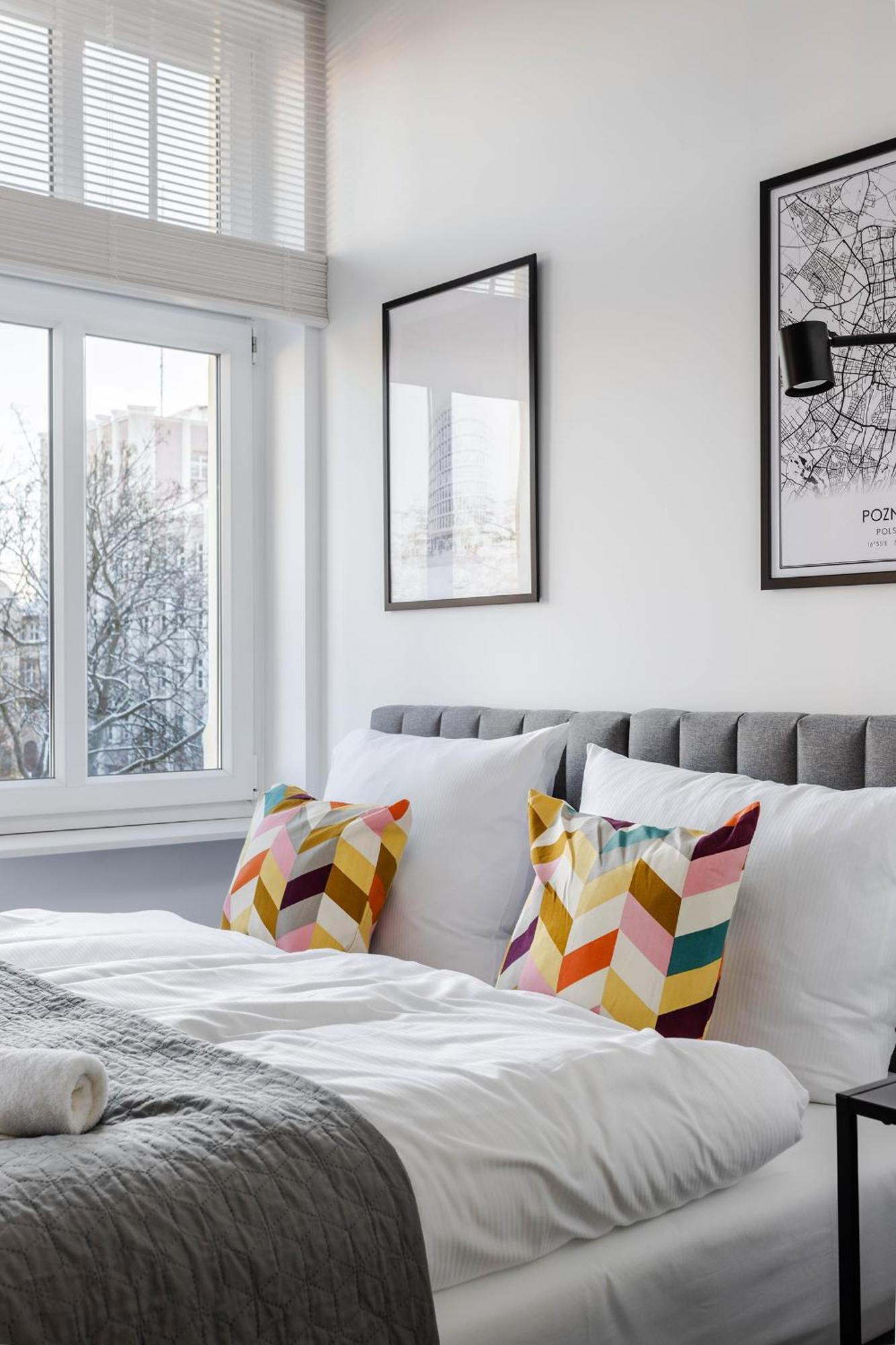 Nowoczesne I Stylowe Studia Very Berry W Poznaniu By Noclegi Renters Luaran gambar